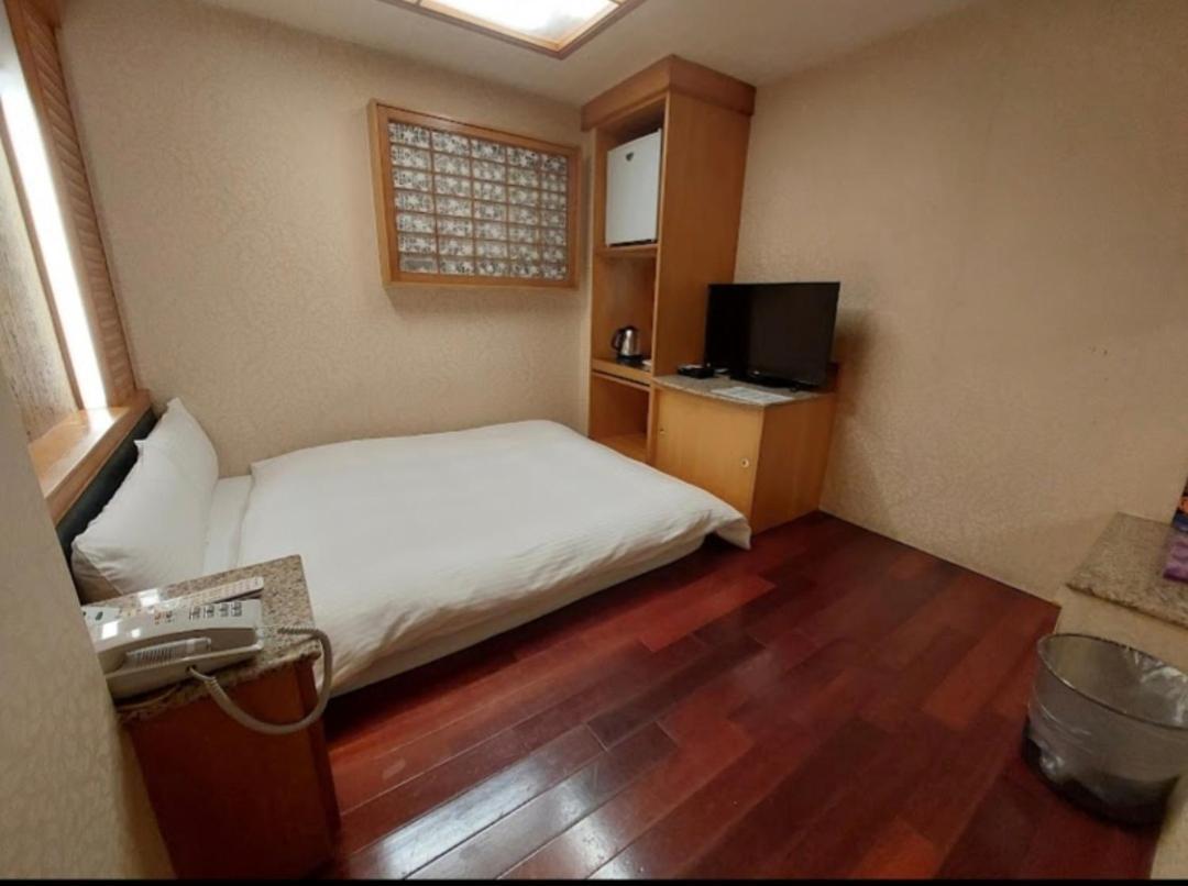 Gawa Hotel Taipei Exterior photo